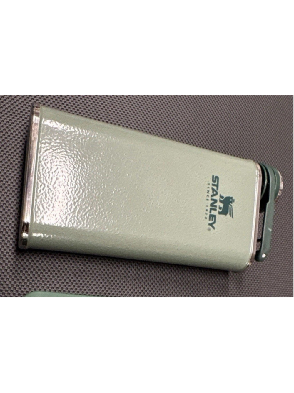 VINTAGE Stanley Classic Flask, 8 oz Never-Lose Cap, Stainless Steel